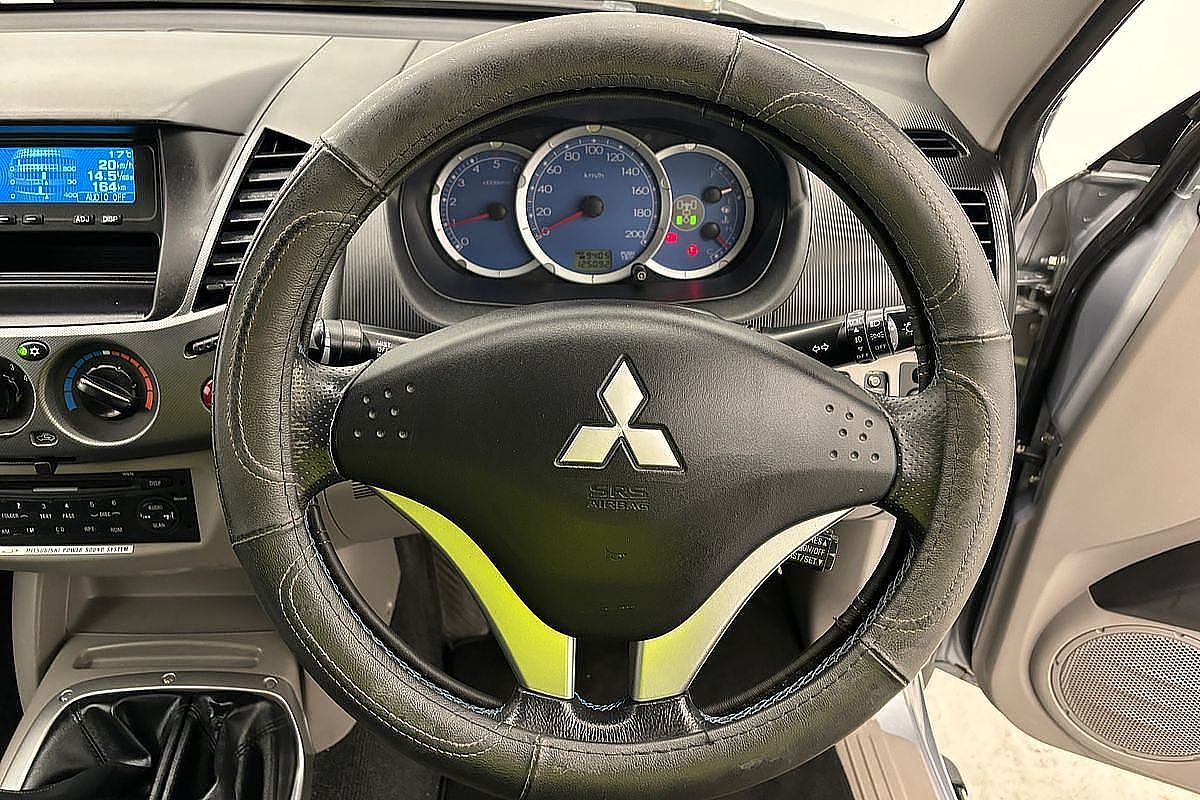 2009 Mitsubishi Triton GLX-R ML 4X4