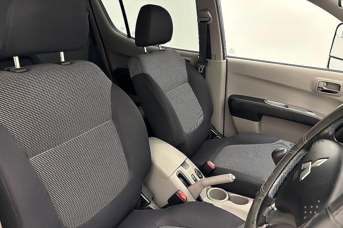 2009 Mitsubishi Triton GLX-R ML 4X4