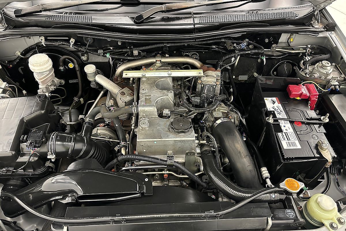 2009 Mitsubishi Triton GLX-R ML 4X4