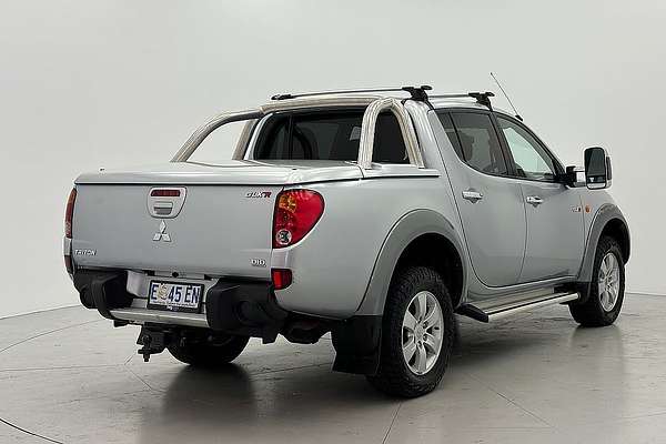2009 Mitsubishi Triton GLX-R ML 4X4