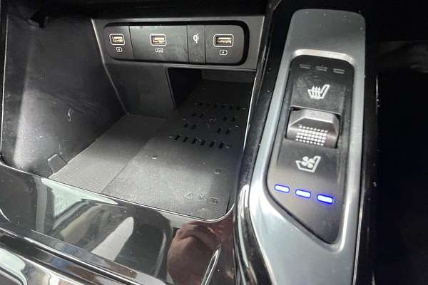 2023 Kia Sorento GT-Line MQ4