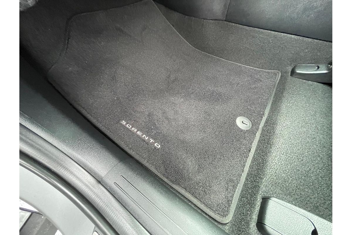 2023 Kia Sorento GT-Line MQ4