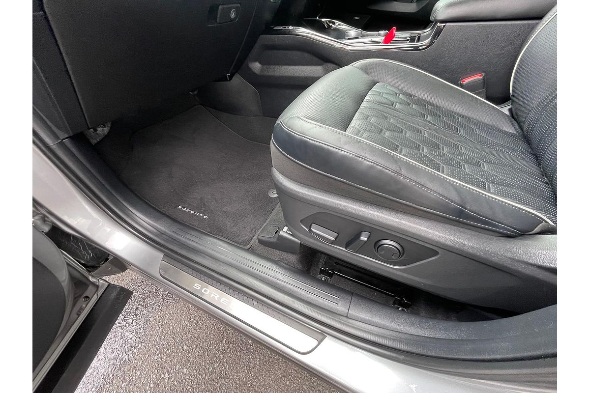 2023 Kia Sorento GT-Line MQ4