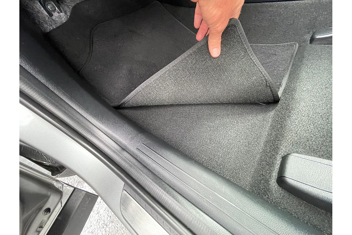 2023 Kia Sorento GT-Line MQ4