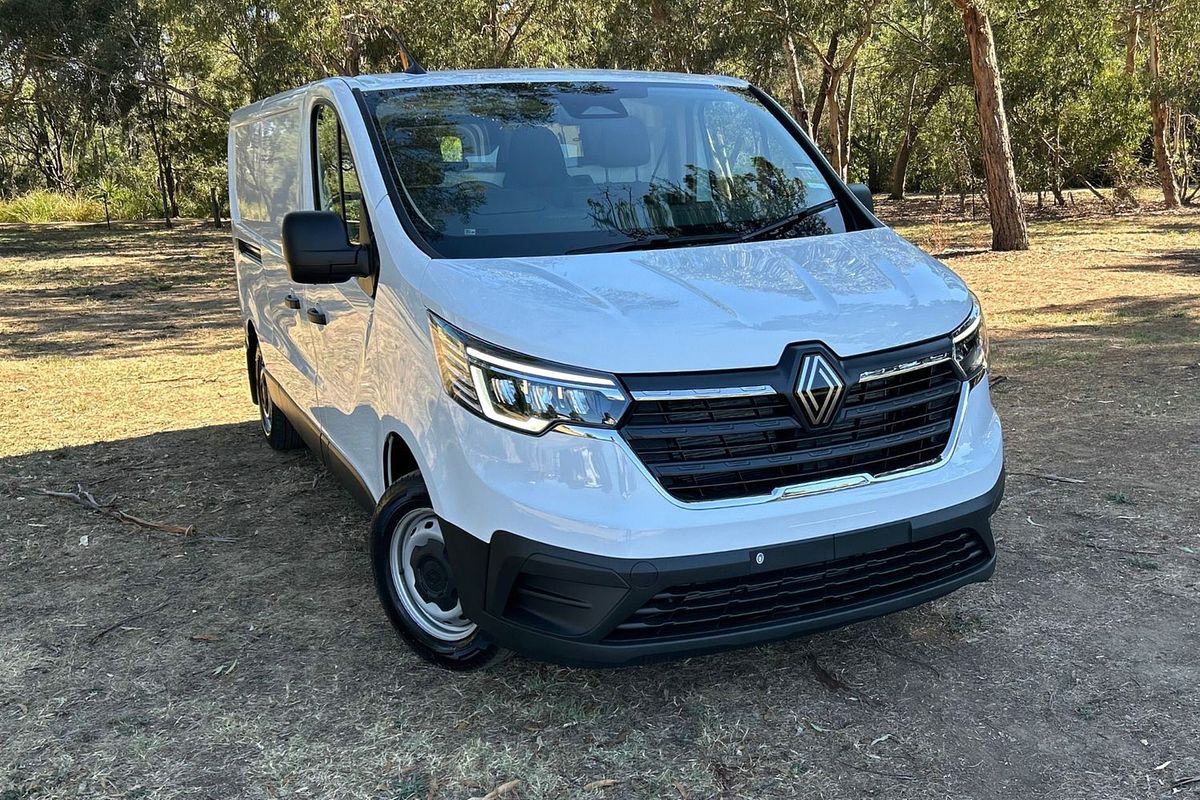 2025 Renault Trafic Pro X82 LWB Low Roof