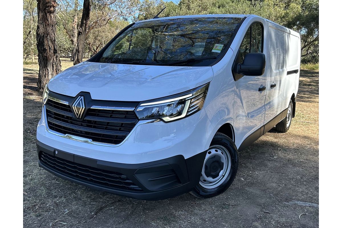 2025 Renault Trafic Pro X82 LWB Low Roof