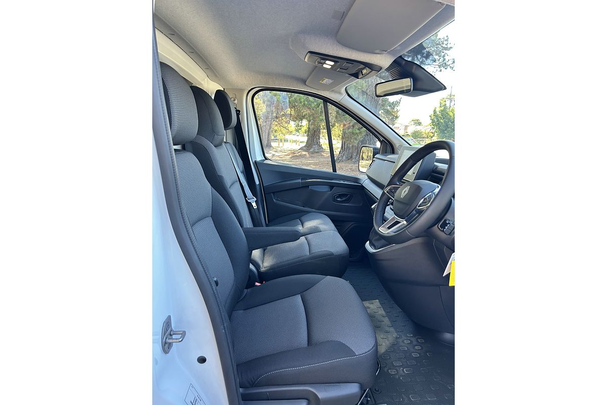 2025 Renault Trafic Pro X82 LWB Low Roof