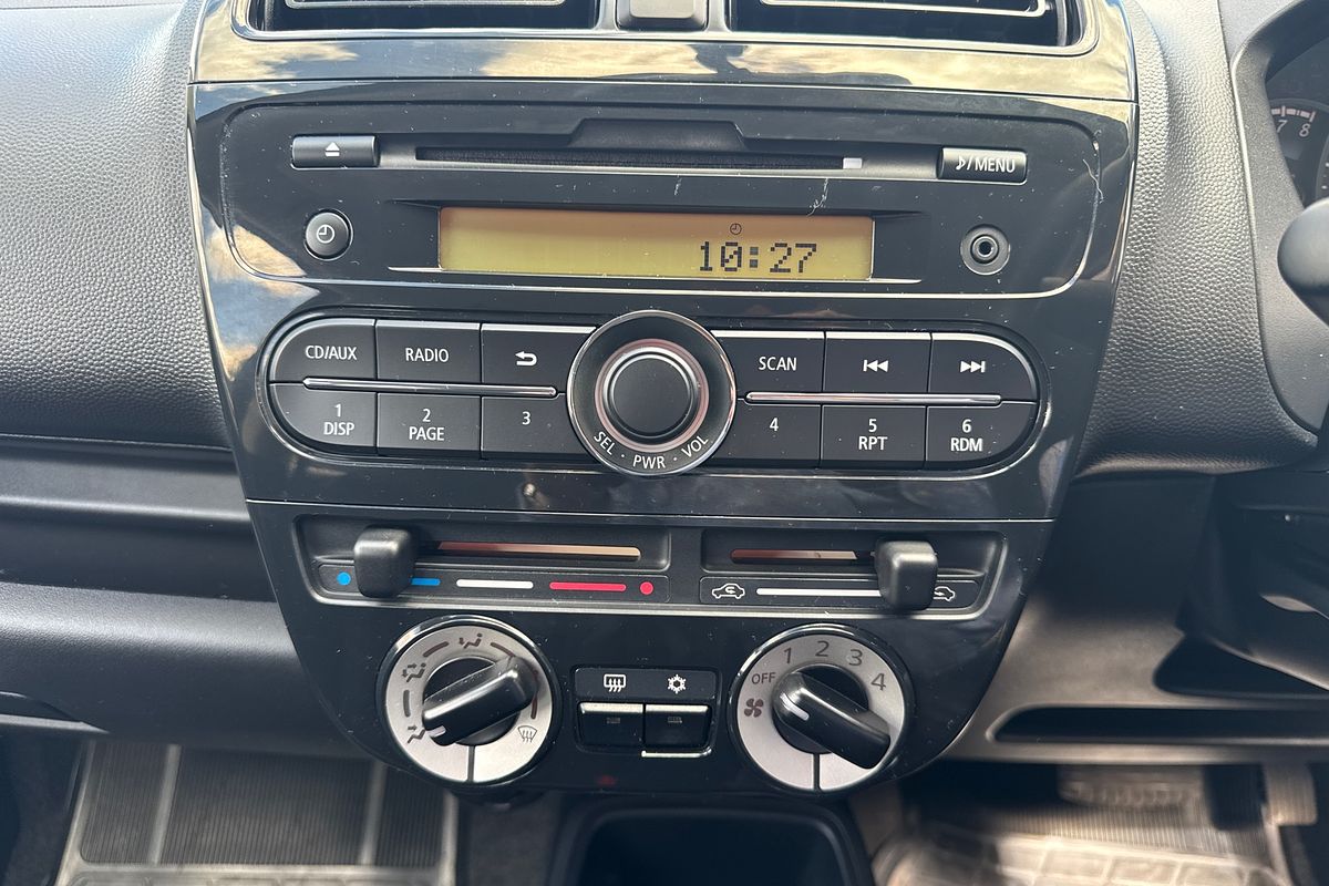 2016 Mitsubishi Mirage ES LA