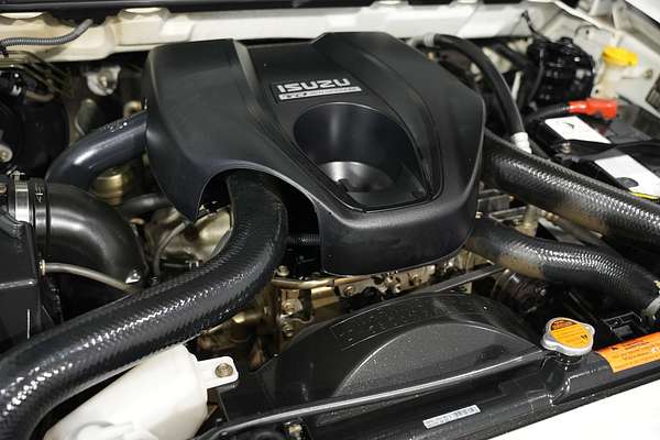 2016 Isuzu D-MAX SX High Ride Rear Wheel Drive