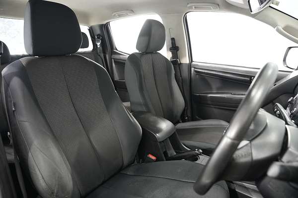 2016 Isuzu D-MAX SX High Ride Rear Wheel Drive