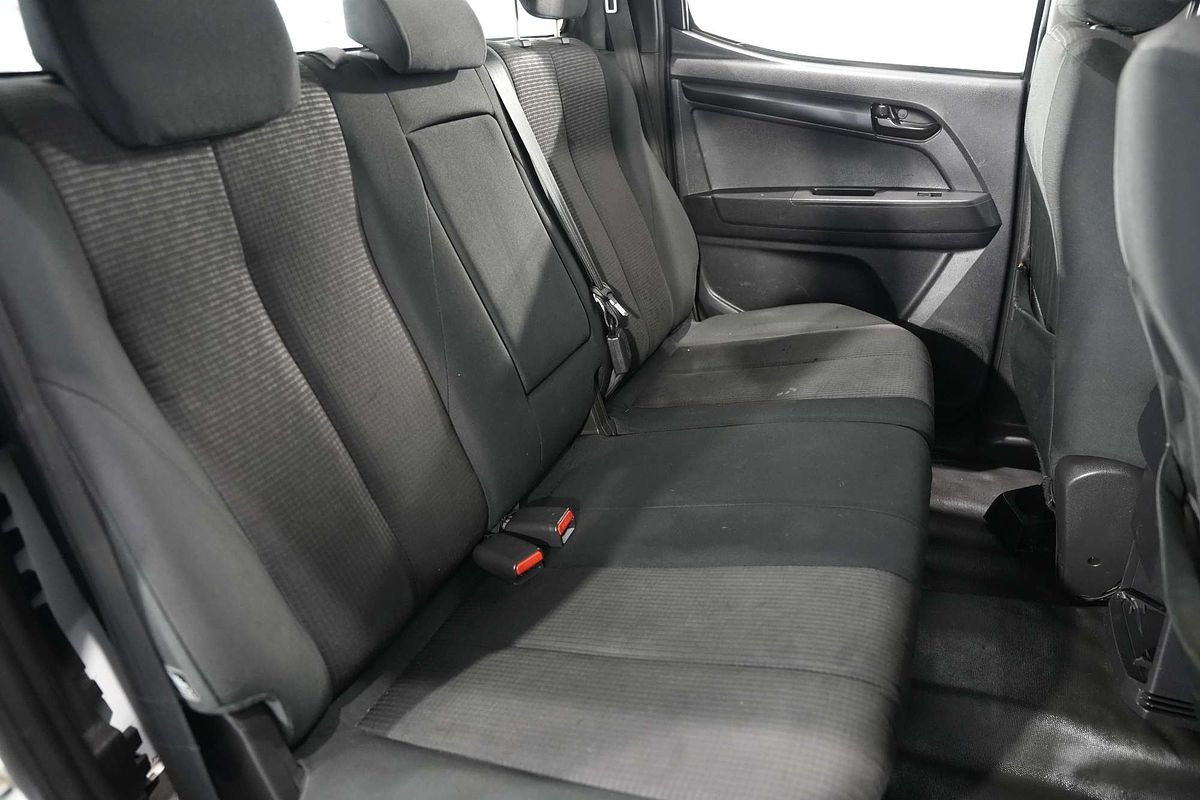 2016 Isuzu D-MAX SX High Ride Rear Wheel Drive