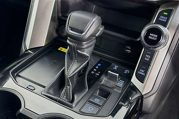 2024 Toyota Landcruiser GXL FJA300R