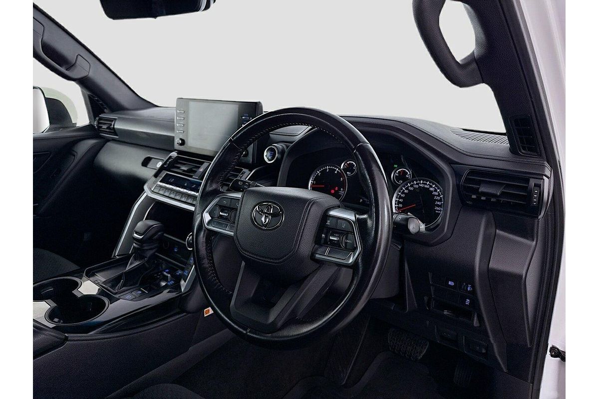 2024 Toyota Landcruiser GXL FJA300R