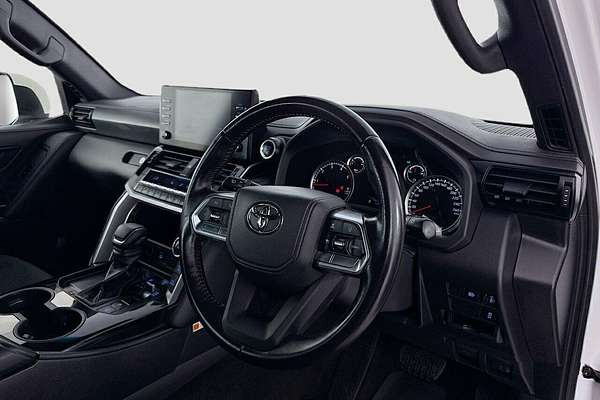 2024 Toyota Landcruiser GXL FJA300R