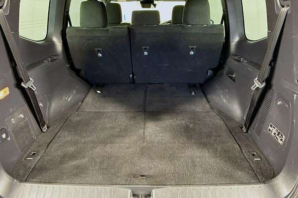 2024 Toyota Landcruiser GXL FJA300R