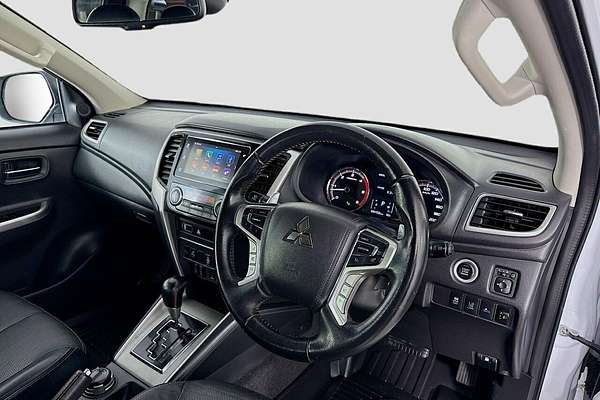 2020 Mitsubishi Triton GSR MR 4X4