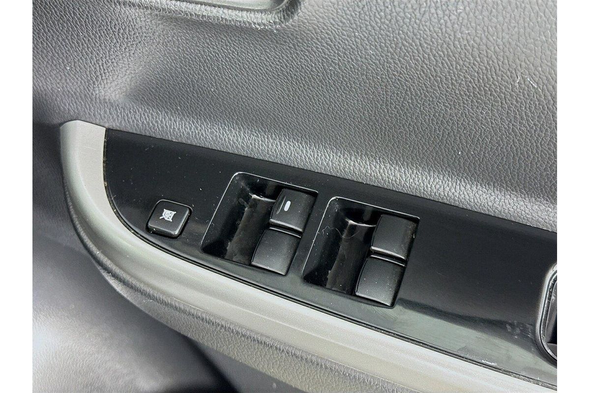 2020 Mitsubishi Triton GSR MR 4X4