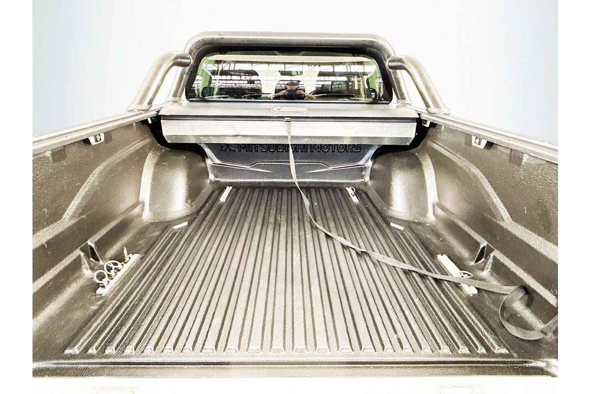 2020 Mitsubishi Triton GSR MR 4X4