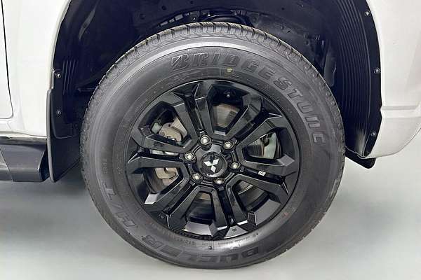 2020 Mitsubishi Triton GSR MR 4X4