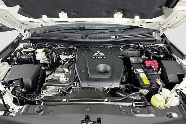 2020 Mitsubishi Triton GSR MR 4X4