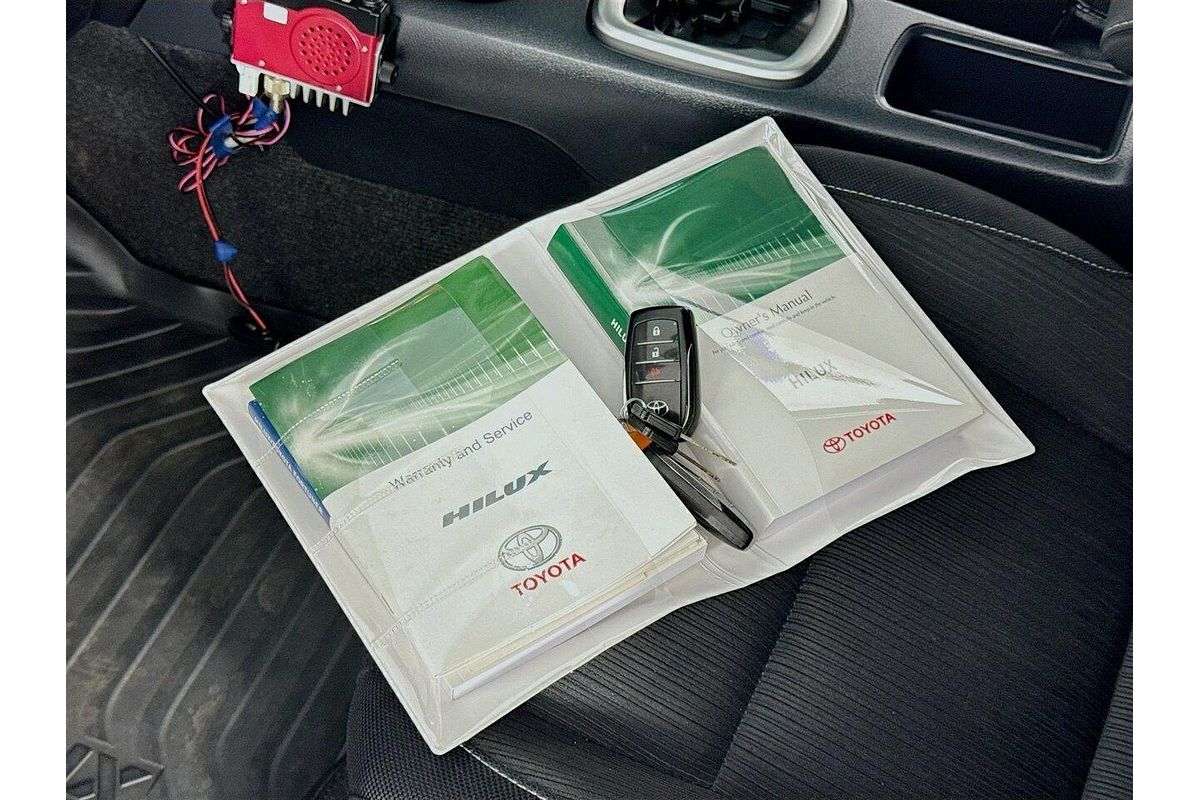 2016 Toyota Hilux SR5 GUN126R 4X4