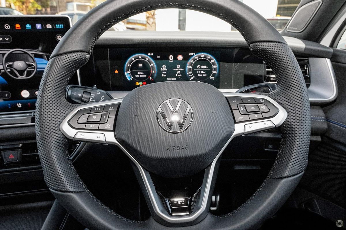 2025 Volkswagen Tayron 195TSI R-Line R4