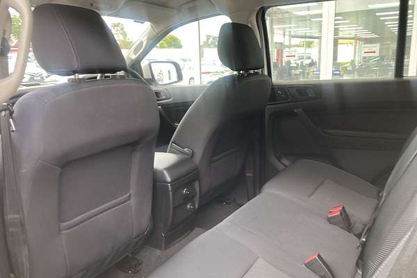 2022 Ford Everest Ambiente UA II 3.2L