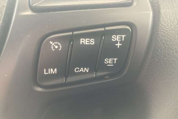 2022 Ford Everest Ambiente UA II 3.2L