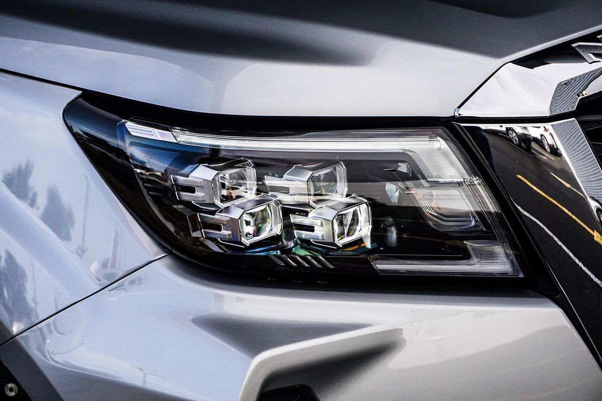 2024 Nissan Navara ST D23