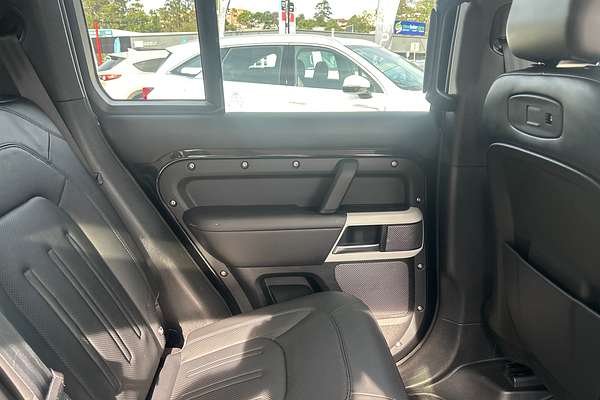 2020 Land Rover Defender 110 P400 HSE L663