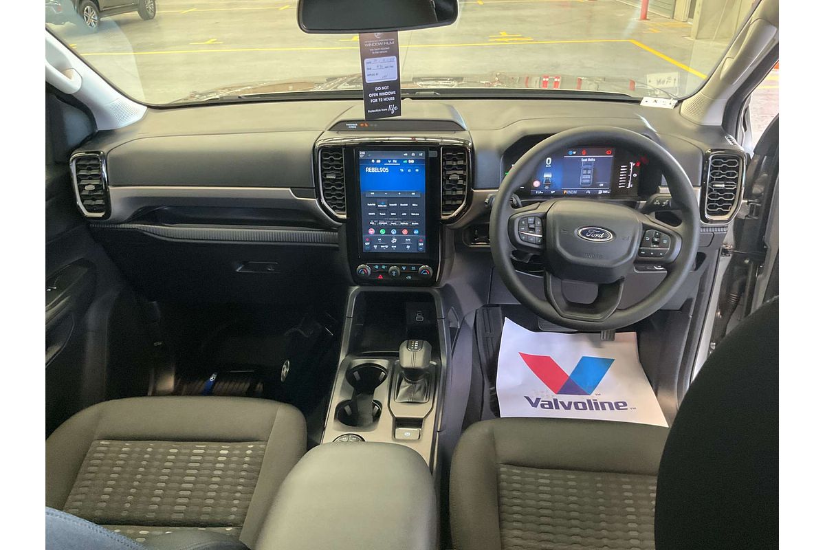 2024 Ford Everest Ambiente 2.0L