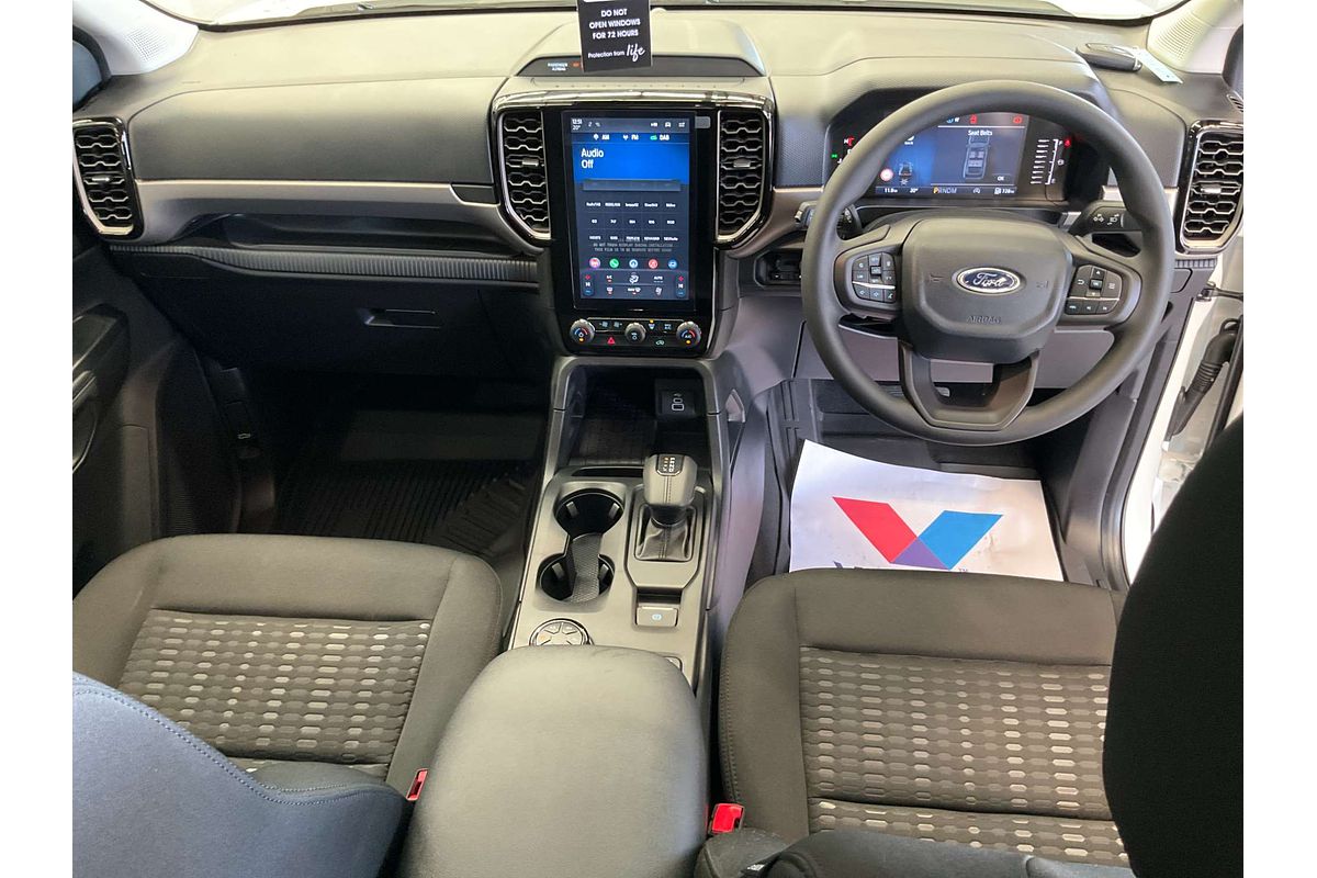 2025 Ford Everest Ambiente 2.0L