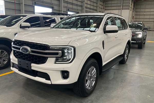 2025 Ford Everest Ambiente 2.0L