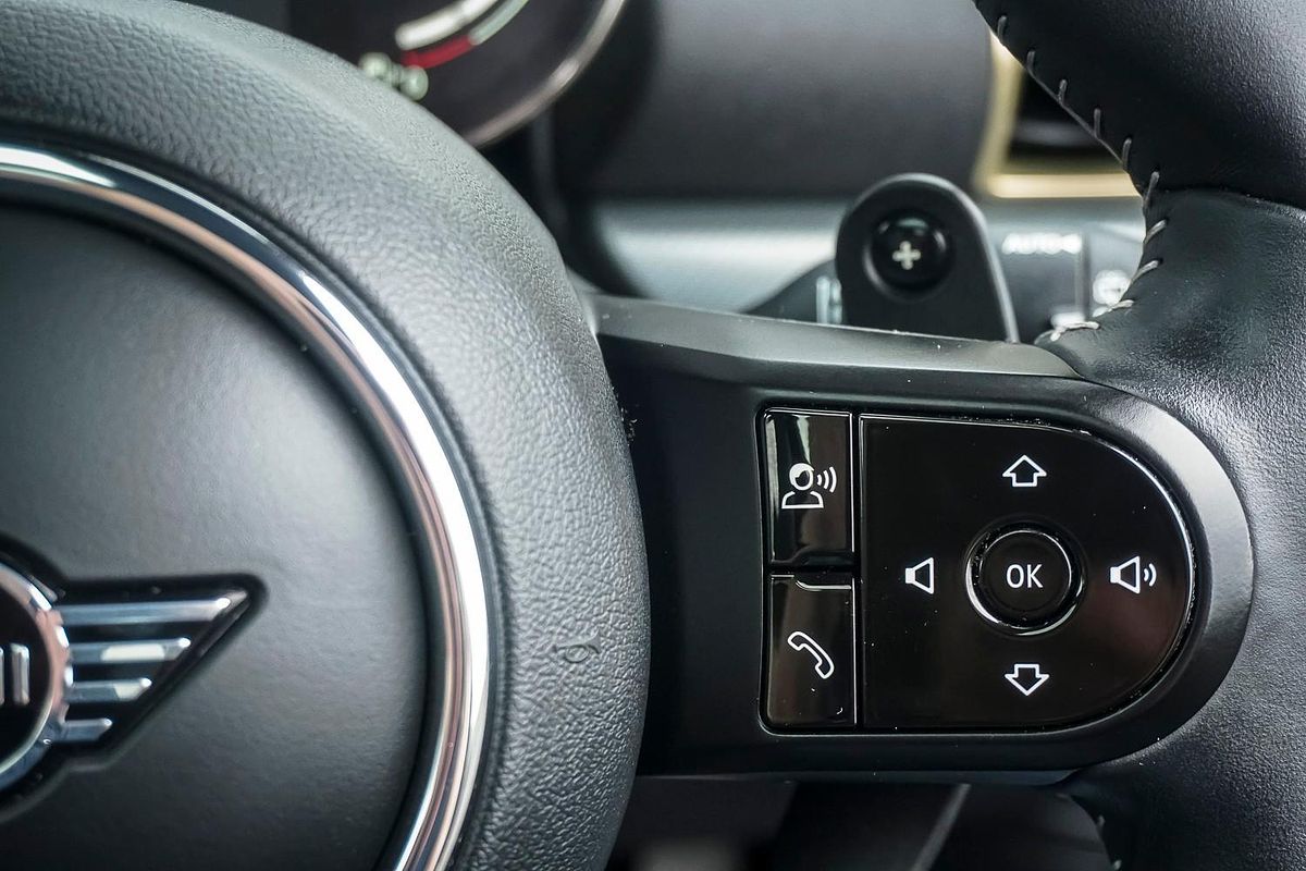 2023 MINI Clubman Cooper S Classic F54 LCI