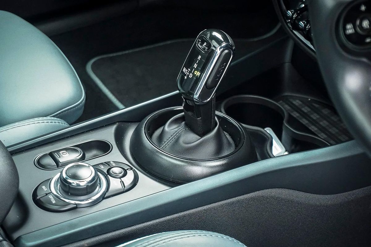 2023 MINI Clubman Cooper S Classic F54 LCI