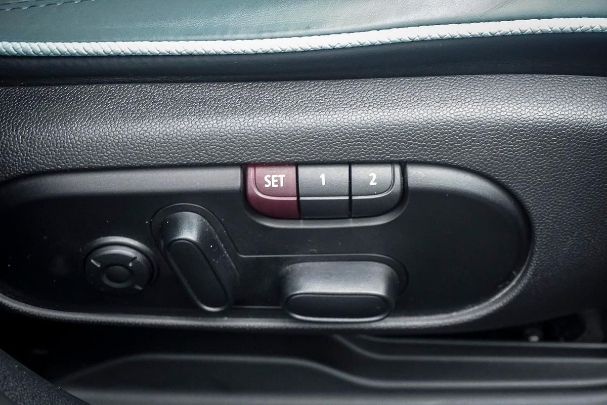 2023 MINI Clubman Cooper S Classic F54 LCI