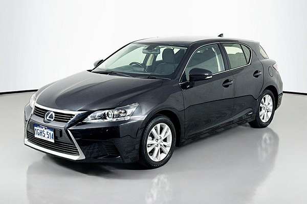 2017 Lexus CT CT200h Luxury ZWA10R