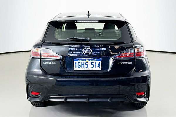 2017 Lexus CT CT200h Luxury ZWA10R