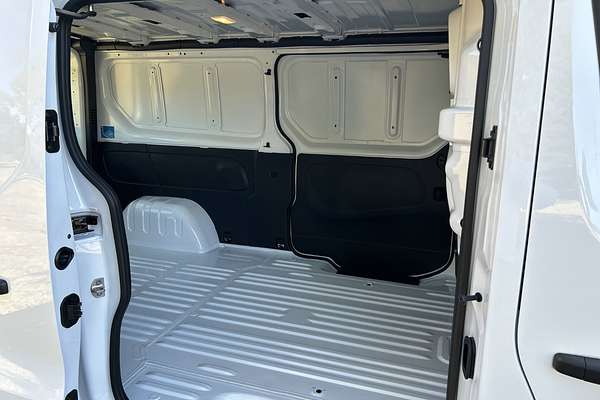 2025 Renault Trafic Pro X82 LWB Low Roof