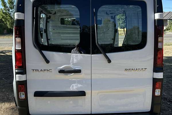 2025 Renault Trafic Pro X82 LWB Low Roof