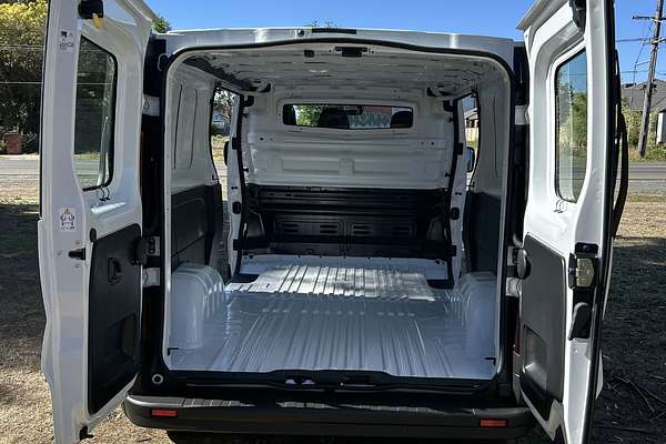2025 Renault Trafic Pro X82 LWB Low Roof
