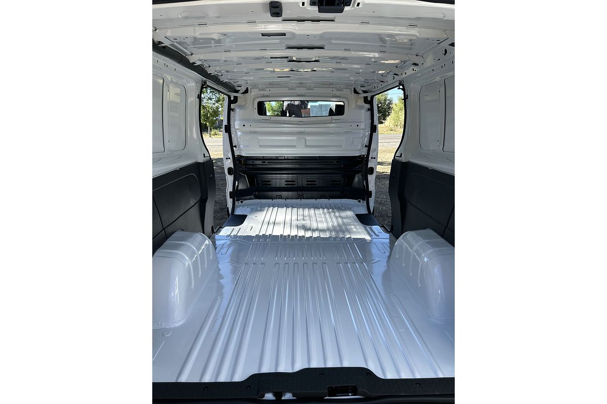 2025 Renault Trafic Pro X82 LWB Low Roof