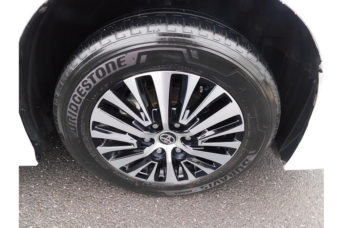 2019 Toyota Granvia VX GDH303R