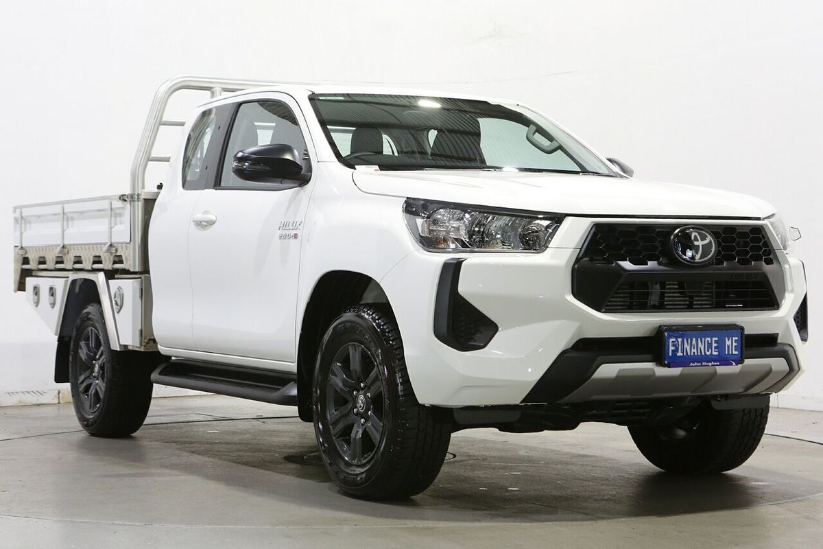 2024 Toyota Hilux SR GUN126R 4X4