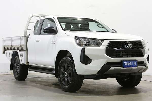 2024 Toyota Hilux SR GUN126R 4X4