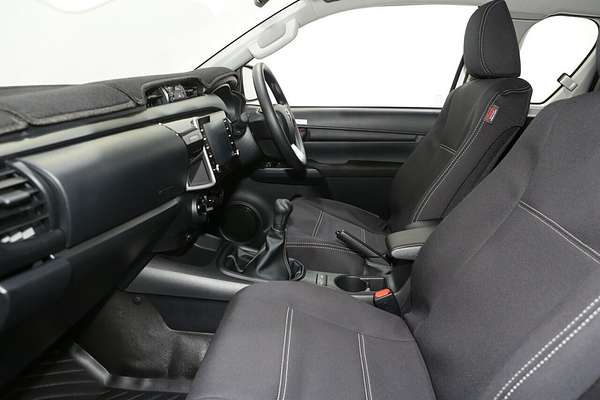 2024 Toyota Hilux SR GUN126R 4X4