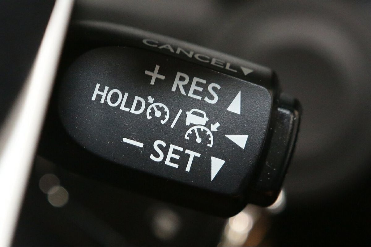 2024 Toyota Hilux SR GUN126R 4X4