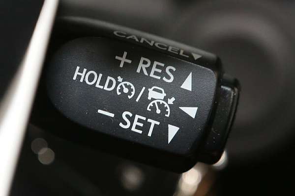 2024 Toyota Hilux SR GUN126R 4X4