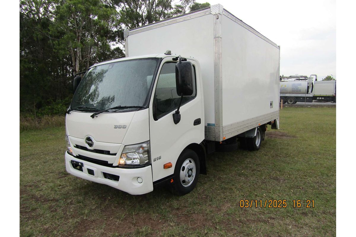 2021 Hino 300 Series 616 4x2 SWB