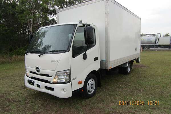 2021 Hino 300 Series 616 4x2 SWB